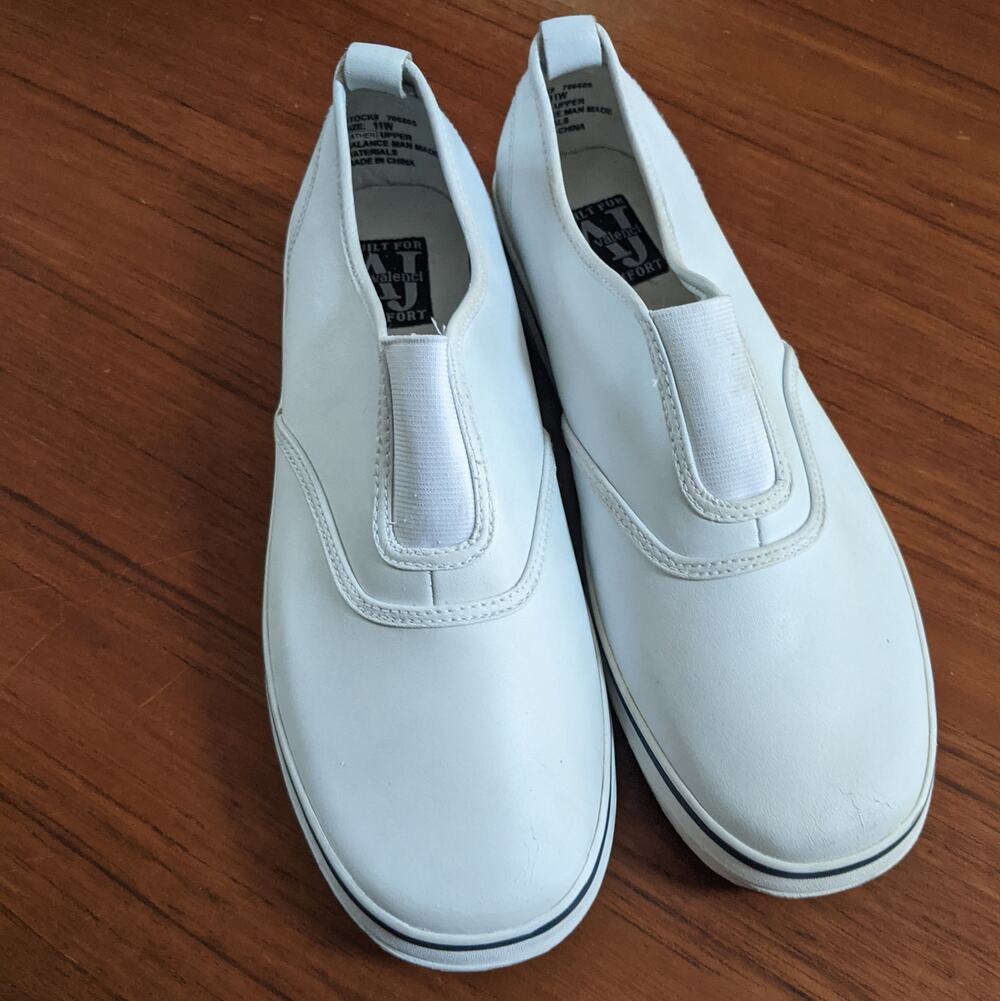 AJ Valenci White Slip-On Shoes Size 11W
